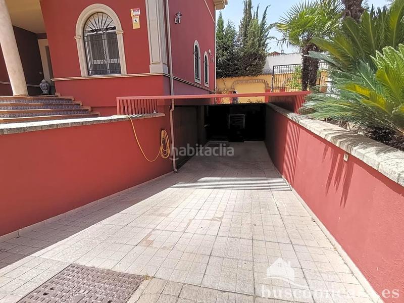 Foto e1ae5de6-f207-44c4-a09a-e89a8d88d70f. Casa amb calefacció aparcament piscina a Zona Hospital Linares