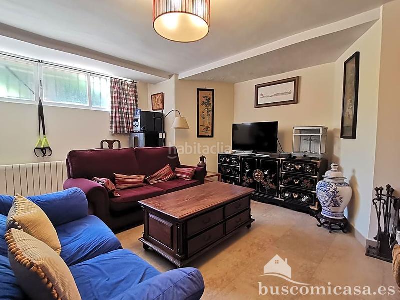 Foto ef11b093-ec12-48d9-8311-2fc2f13da06d. Casa amb calefacció aparcament piscina a Zona Hospital Linares