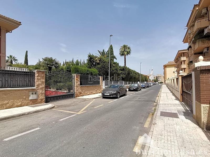 Foto f9b2cbc3-6baa-4187-a753-0f29e7d670f2. Casa amb calefacció aparcament piscina a Zona Hospital Linares