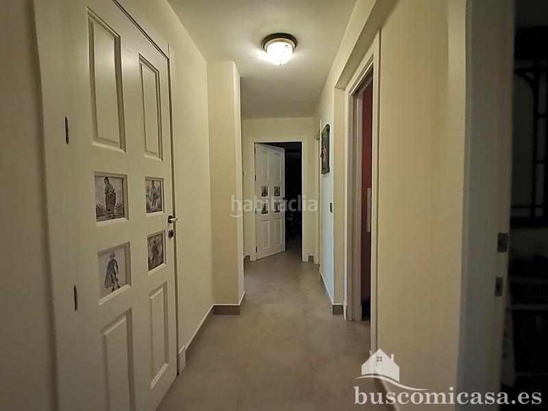 Foto febe4ea5-1d3d-420c-8896-019dbeed73b6. Casa amb calefacció aparcament piscina a Zona Hospital Linares