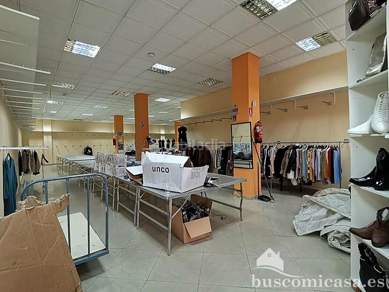 Foto a1d4f094-6b7b-4ed0-9356-852601153a62. Lloguer local comercial a Centro ciudad Linares