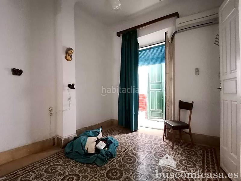 Foto 348b7768-52bb-4039-8209-bb473b05eba8. Casa aparellada a Centro ciudad Linares