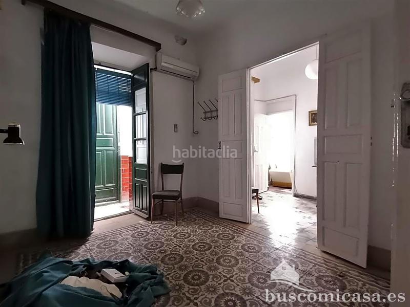 Foto 4c61ccdd-7fee-42b4-a2e6-6522e173c982. Casa aparellada a Centro ciudad Linares