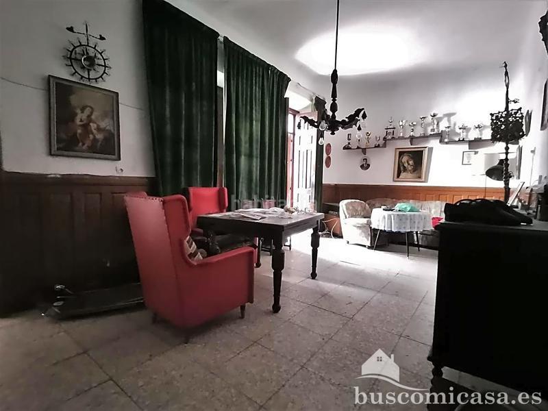 Foto 515f4c48-0661-4edd-88dc-55a13bf1521a. Casa aparellada a Centro ciudad Linares