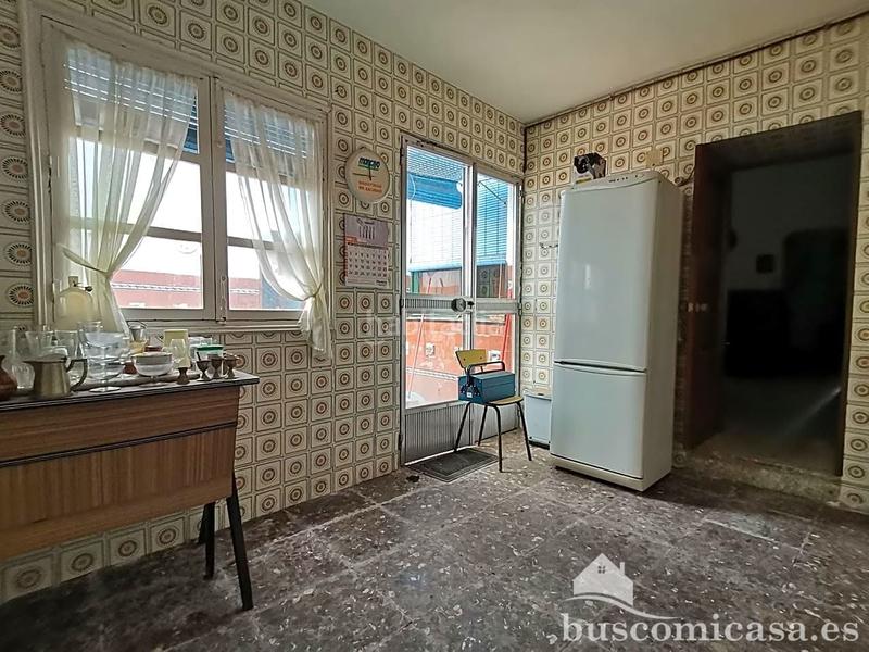 Foto 52c9e3ea-476d-423d-a269-c068ca091570. Casa aparellada a Centro ciudad Linares