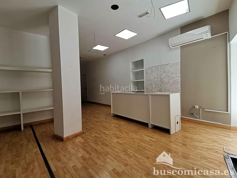 Foto 5744dfaa-e56c-4fc3-a0ab-3f6943ce2229. Casa aparellada a Centro ciudad Linares