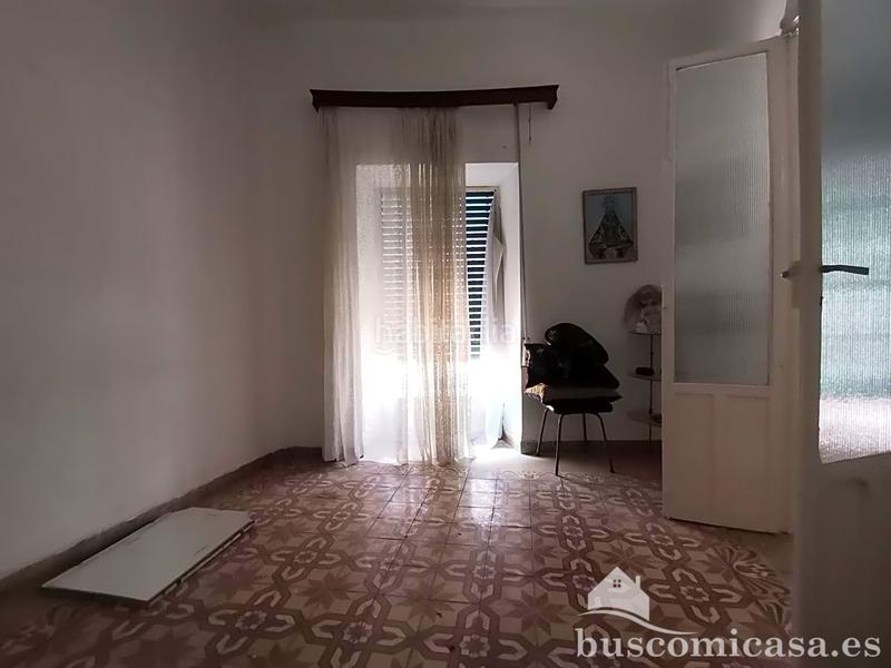 Foto 768bc2da-a0f9-404e-a434-f0de6fe609c1. Casa aparellada a Centro ciudad Linares