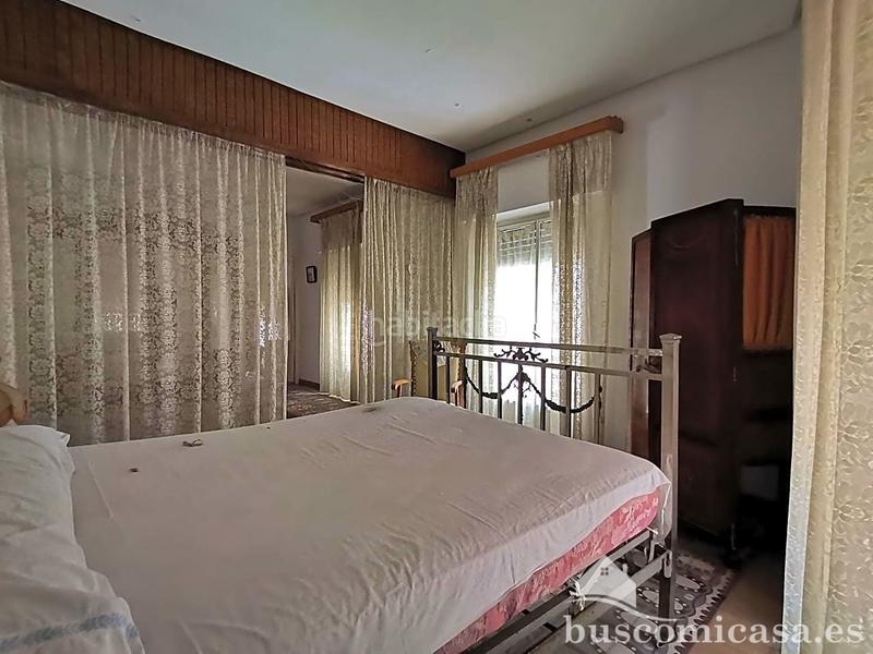 Foto 8a6117aa-3fc5-4bd2-a5c8-c6b127cbbc99. Casa aparellada a Centro ciudad Linares