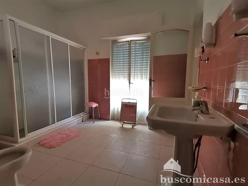 Foto d7de3a12-8dfb-491d-aa14-209a220d8ebb. Casa aparellada a Centro ciudad Linares