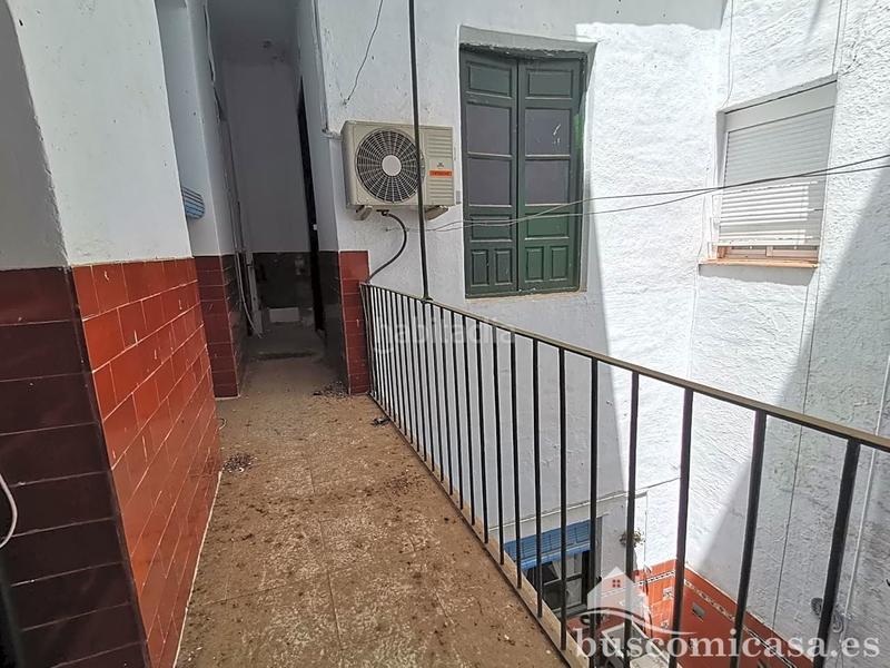 Foto e76c01a9-b16a-4fa6-84df-2fa88525329a. Casa aparellada a Centro ciudad Linares