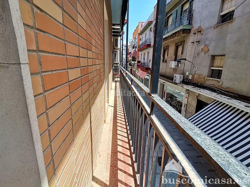 Foto ffc11b99-5f4d-4ab5-97f6-9c9502792c32. Casa aparellada a Centro ciudad Linares