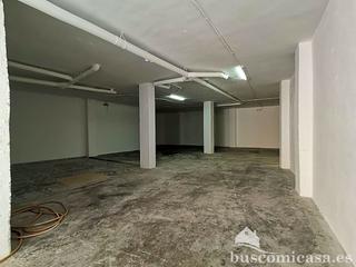 Geschäftsraum  Calle los francos. Este local diáfano se encuentra en calle los francos, junto a la