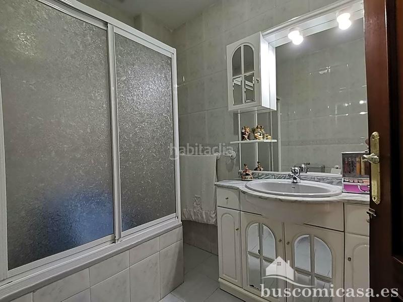 Foto 08a681d5-60b1-402e-8fe4-474de0c1e6bd. Casa gran casa de 4 plantas en la colonia del sol en Linares