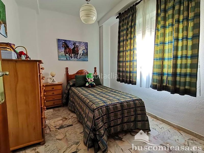 Foto 215b033f-c23f-4c88-8b98-f555b8dafb9a. Casa gran casa de 4 plantas en la colonia del sol en Linares