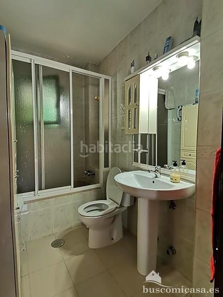 Foto 420d77b3-beb2-47fa-96d4-3c9e125f5049. Casa gran casa de 4 plantas en la colonia del sol en Linares