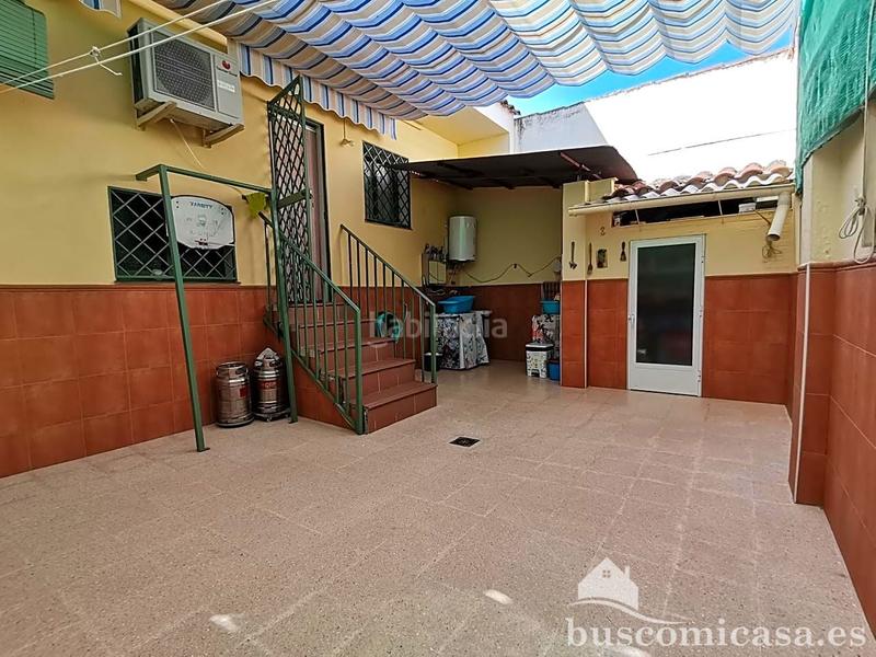 Foto 581196d3-a20a-4faf-9048-ad6fd98df5b3. Casa gran casa de 4 plantas en la colonia del sol en Linares