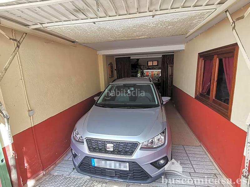 Foto 9b9d6d1e-b0c6-41b9-aa84-35732f04fd77. Casa gran casa de 4 plantas en la colonia del sol en Linares