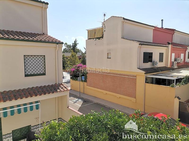 Foto b65652cc-1a91-4d17-af75-700f523a62b3. Casa gran casa de 4 plantas en la colonia del sol en Linares