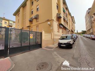 Aparcament cotxe  Doctor. Plaza de garaje, en edificio los girasoles, linares.