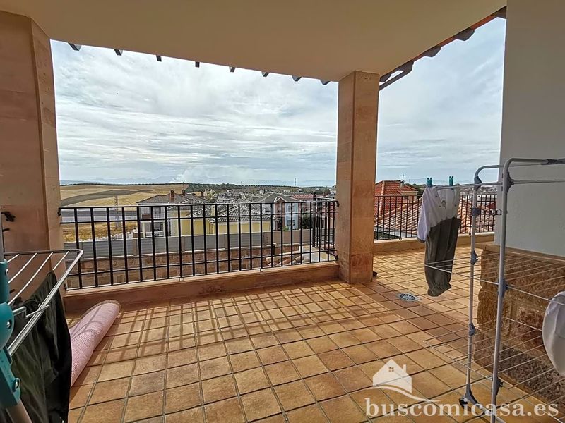 Foto 606e93d9-3f65-494e-8734-33ce9da4740f. Casa amb calefacció aparcament piscina a San Gonzalo Linares