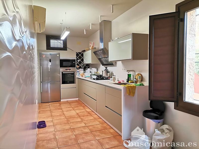 Foto ceee9a19-2995-4459-88a5-d41ffcc3b974. Casa amb calefacció aparcament piscina a San Gonzalo Linares