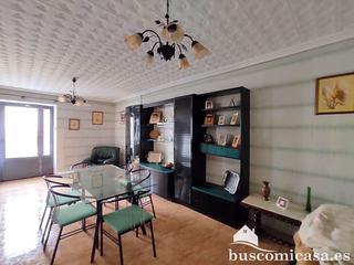 Casa  N/a. Esta casa se encuentra en calle san eugenio, linares, jaén. es u