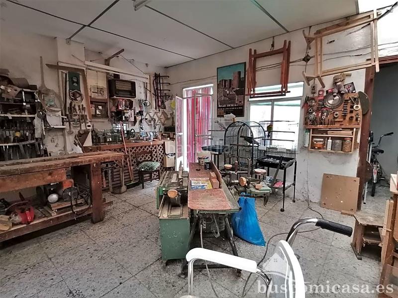 Foto caa70d6c-27bb-4c15-9a0b-efe8cffbee4f. Casa a schiera con parcheggio in Centro ciudad Linares