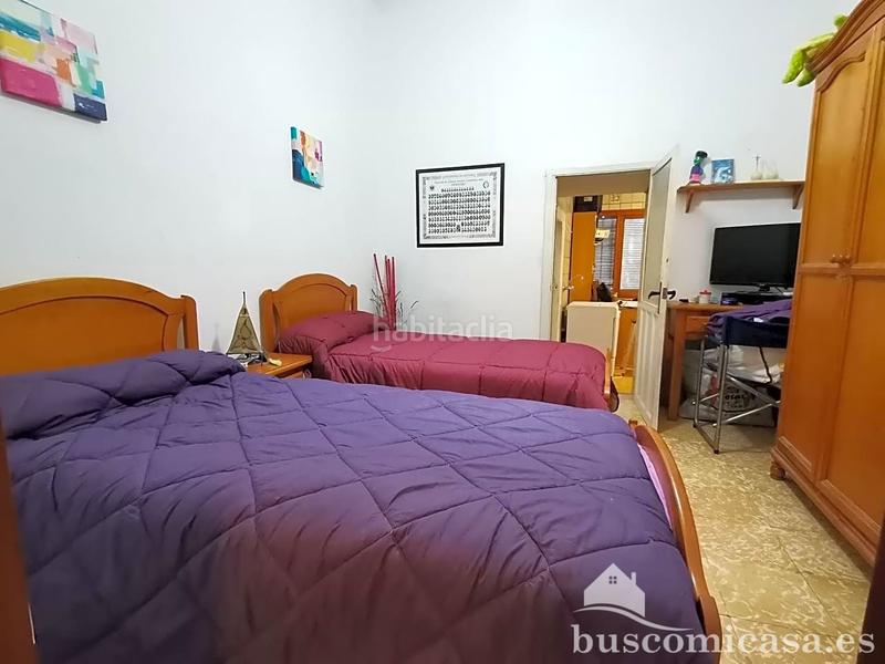 Foto ec74dba6-4b13-418c-9a04-3642d35a22ca. Casa a schiera con parcheggio in Centro ciudad Linares