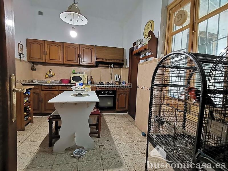 Foto ef0b83d6-d7f1-4594-bd4c-8f04d7c1c8c5. Casa a schiera con parcheggio in Centro ciudad Linares