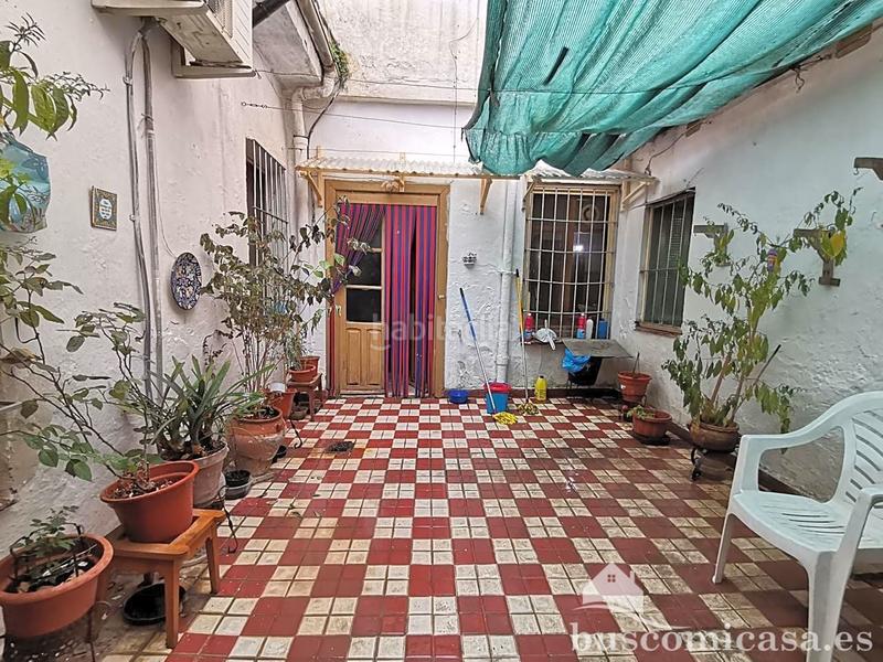 Foto f6daac87-7ab8-4e88-86b3-0534102d89b1. Casa a schiera con parcheggio in Centro ciudad Linares