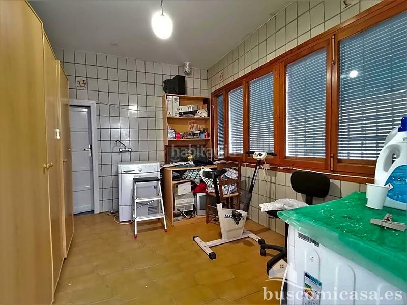 Foto f74cbc15-6e7a-46d6-9127-1df34fccc1d1. Casa a schiera con parcheggio in Centro ciudad Linares