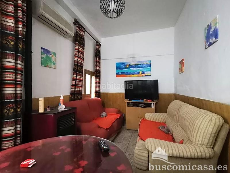 Foto fe824d85-61c3-4364-a73f-9c9b2601713d. Casa a schiera con parcheggio in Centro ciudad Linares