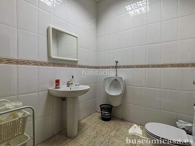 Foto 007eca25-25fa-4604-831a-772c6c6fab22. Alquiler local comercial estupendo local céntrico en perfecto estado en Linares