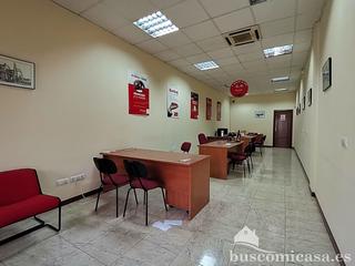 Lloguer Local Comercial  De andalucía. Estupendo local céntrico en perfecto estado