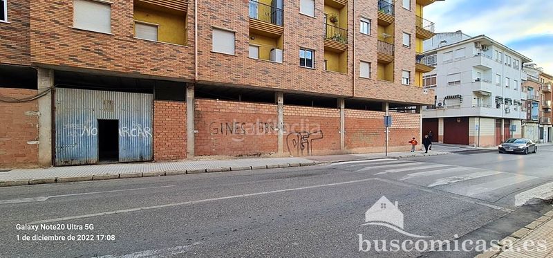 Foto e2d9847d-3962-494c-a2f8-7ff3c55fde32. Local comercial  bien situado en La Zarzuela - San José - Belén Linares