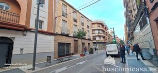 Maison  N/a. Esta encantadora casa de tres plantas se encuentra en una ubicac