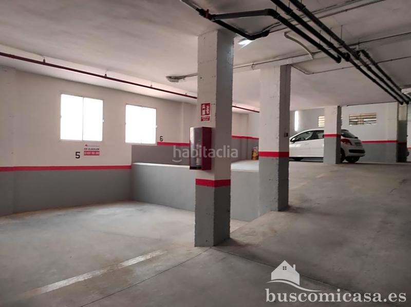 Foto 48365055-80dd-42b3-9d43-728850b1caf6. Lloguer aparcament cotxe a Linarejos Linares