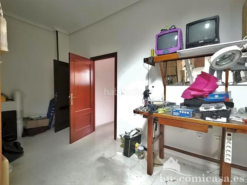 Foto 5240a714-0a78-4f7a-98a0-09f5a0308d12. Business premise in Linarejos Linares