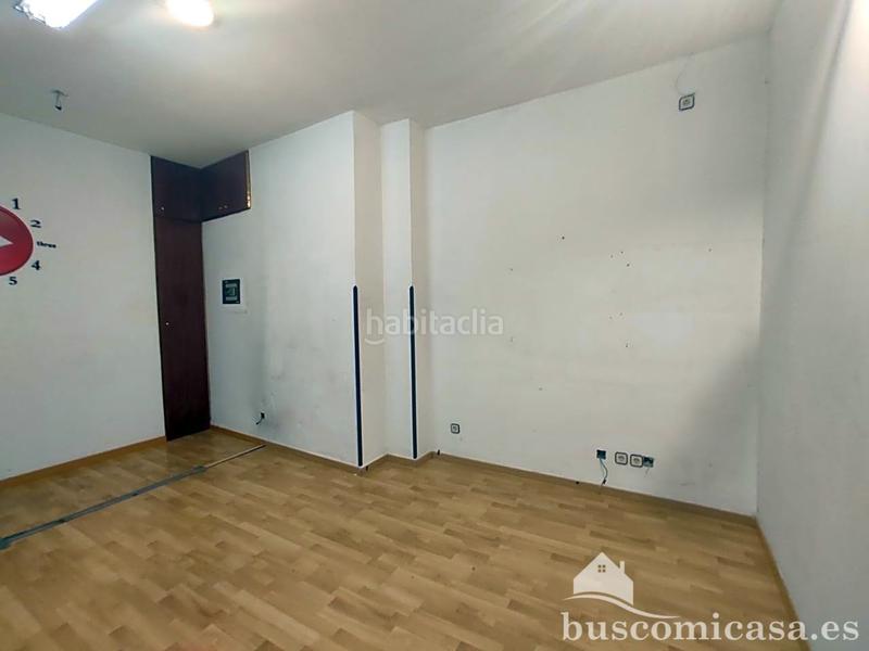 Foto 05ca66a4-a39b-4fe7-82f1-d5ffa47e67ad. Alquiler local comercial local en calle sagunto, . en Linares