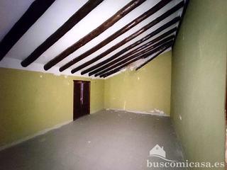 Casa  Toscas. Vivienda procedente de banco, precio negociable.