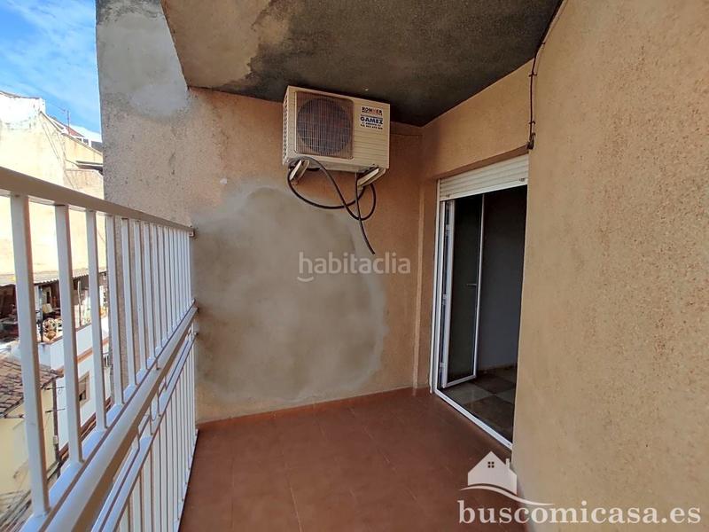 Foto 25143e0d-4108-4fe1-831a-3a1022918459. Piso esta vivienda se encuentra en calle arroyo, , jaén, en un edificio construido en el año 1970, con ascensor y que tiene según en Bailén