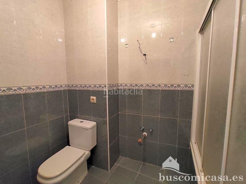 Foto 32fe0cd8-4612-429c-9a95-1845769a687d. Piso esta vivienda se encuentra en calle arroyo, , jaén, en un edificio construido en el año 1970, con ascensor y que tiene según en Bailén