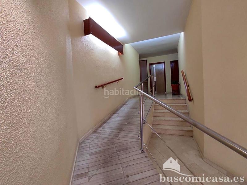 Foto efd479cc-9bf5-4ee8-8d45-774563f8e2c7. Piso esta vivienda se encuentra en calle arroyo, , jaén, en un edificio construido en el año 1970, con ascensor y que tiene según en Bailén