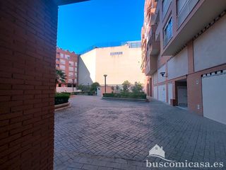 Aparcament cotxe a Calle Jaén