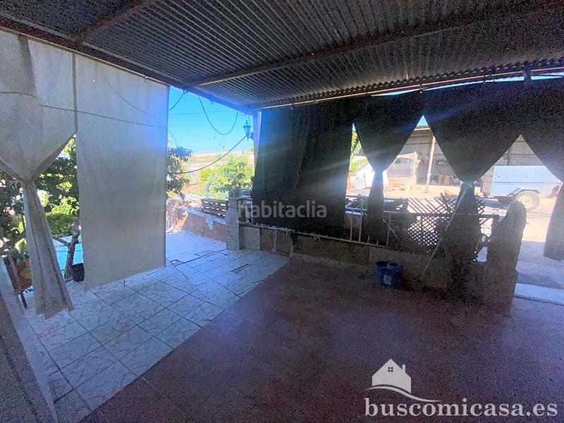 Foto 8f392b52-d15e-4b71-9b2f-94aab1a6c984. Masia amb aparcament a San Gonzalo Linares