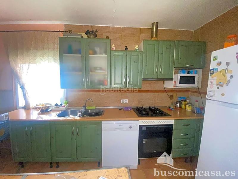 Foto 99021079-914d-40c6-8c8c-7082e9cdf49a. Masia amb aparcament a San Gonzalo Linares