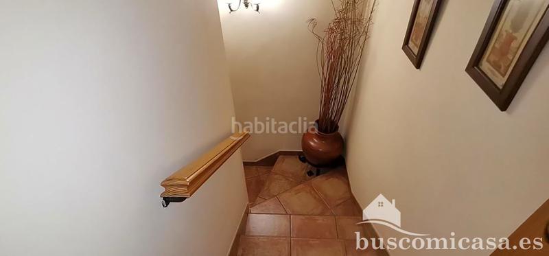 Foto 1461bbe7-c60f-4b89-8e81-a2c954334879. Casa bonita y amplia casa en calle hortensia en Linarejos Linares