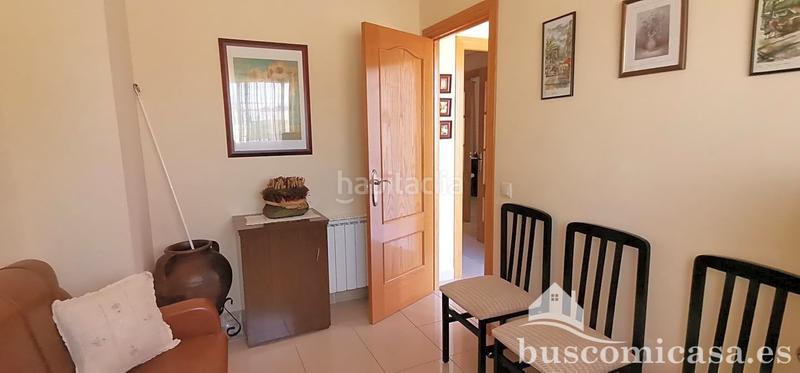 Foto 1f254dba-9a8f-4381-a4fd-de5f91d009d9. Casa bonita y amplia casa en calle hortensia en Linarejos Linares