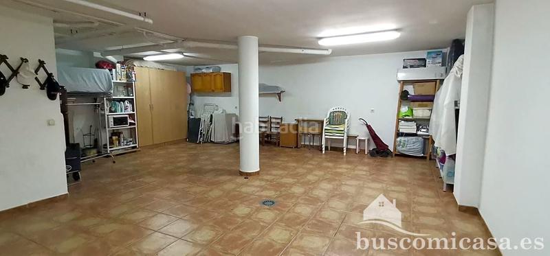 Foto 2841b1a0-a4a4-4b03-8dd9-c1a791cb09aa. Casa bonita y amplia casa en calle hortensia en Linarejos Linares