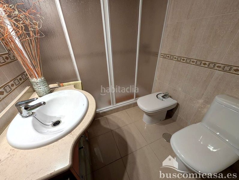 Foto 28faf7de-3353-4c0c-9a64-ab3a6886ea70. Casa amb calefacció aparcament a Linarejos Linares